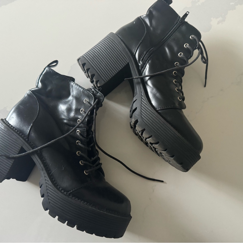Chunky Lug Sole Black Platform Boots